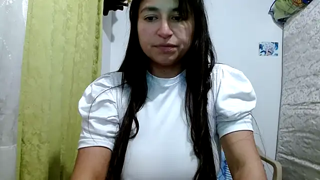 Snapshot of Escarcha-blue chatting on February 7, 2026, 4:09 am Escarcha-blue online show from February 7, 2026, 4:09 am