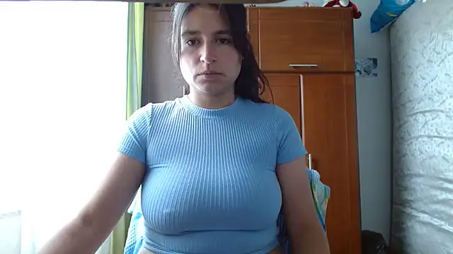 Escarcha-blue online show from May 29, 2026, 4:46 pm