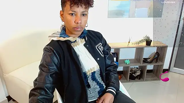 Snapshot of anahi_macys chatting on September 26, 2025, 10:55 am anahi macys online show from September 26, 2025, 10:55 am