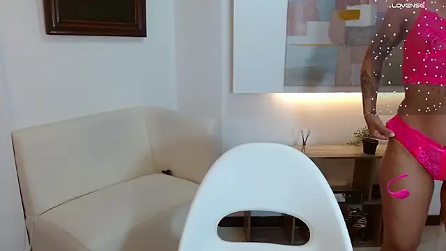 Snapshot of anahi_macys chatting on October 5, 2025, 12:07 pm anahi macys online show from October 5, 2025, 12:07 pm