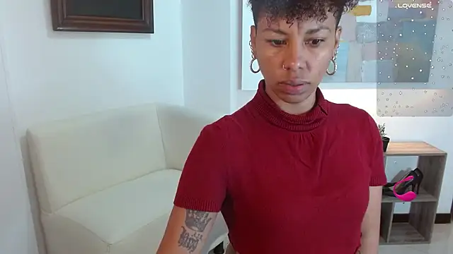 Snapshot of anahi_macys chatting on October 7, 2025, 11:00 am anahi macys online show from October 7, 2025, 11:00 am