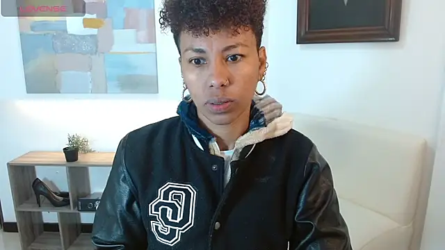 Snapshot of anahi_macys chatting on October 15, 2025, 11:18 am anahi macys online show from October 15, 2025, 11:18 am