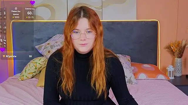 Snapshot of Eva_Starlight chatting on September 21, 2025, 4:06 am Eva Starlight online show from September 21, 2025, 4:06 am