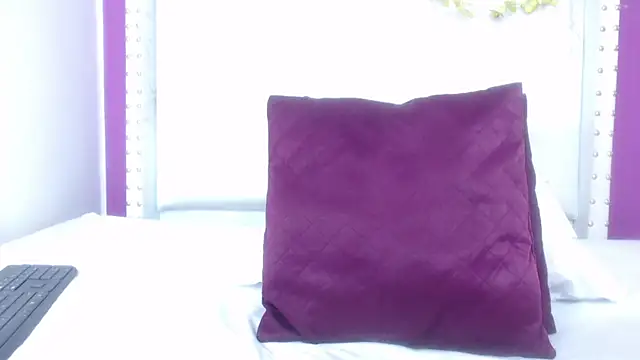 Snapshot of naughty_teen18 chatting on March 14, 2025, 4:51 pm naughty teen18 online show from March 14, 2025, 4:51 pm