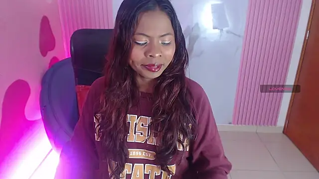 Snapshot of Agata_Grubisic chatting on September 25, 2025, 4:07 am Agata Grubisic online show from September 25, 2025, 4:07 am