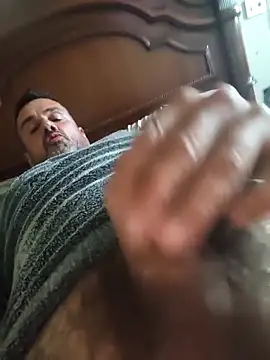 Snapshot of Andros1975 chatting on October 7, 2025, 5:03 pm Andros1975 online show from October 7, 2025, 5:03 pm