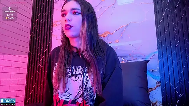 MaeveKuro online show from February 25, 2026, 3:07 am