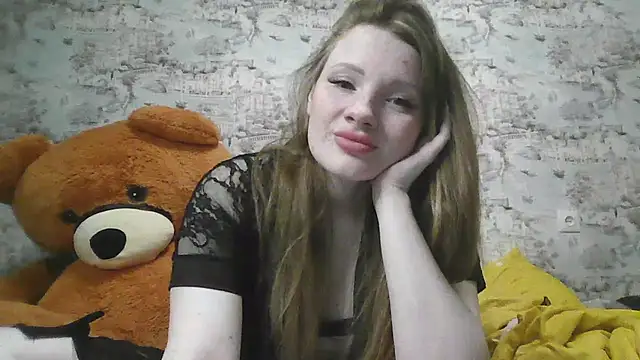 Snapshot of Eveline_May chatting on March 16, 2025, 6:34 pm Eveline May online show from March 16, 2025, 6:34 pm