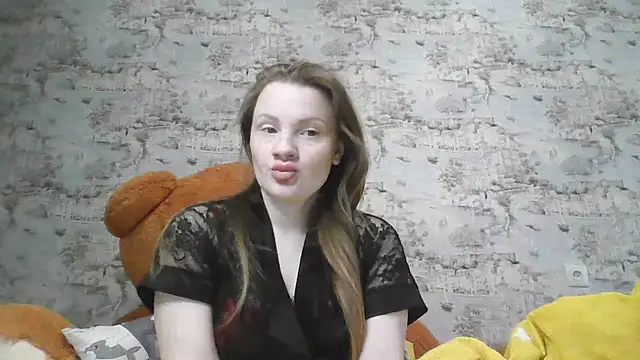 Snapshot of Eveline_May chatting on March 3, 2025, 2:06 pm Eveline May online show from March 3, 2025, 2:06 pm
