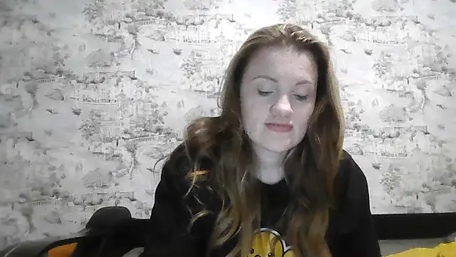 Eveline May online show from November 13, 2025, 8:46 pm