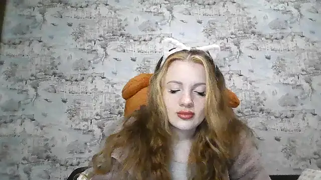 Eveline May online show from October 4, 2025, 2:29 pm