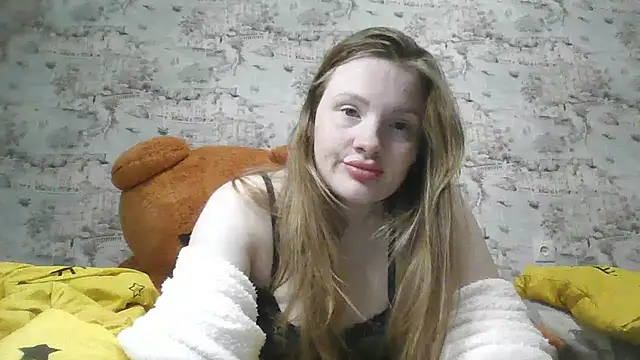 Snapshot of Eveline_May chatting on March 2, 2025, 8:03 pm Eveline May online show from March 2, 2025, 8:03 pm