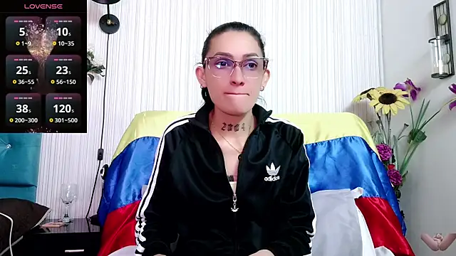 anastaciafire25 online show from October 4, 2025, 4:08 pm