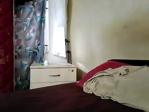 fitbuddy1 online show from October 5, 2025, 9:11 am