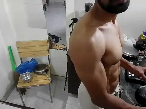 Snapshot of fitbuddy1 chatting on February 18, 2026, 5:20 pm fitbuddy1 online show from February 18, 2026, 5:20 pm