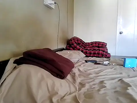 Snapshot of fitbuddy1 chatting on February 17, 2026, 3:15 am fitbuddy1 online show from February 17, 2026, 3:15 am