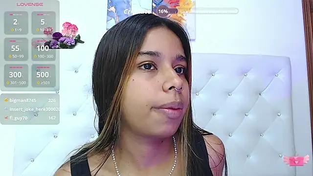 Snapshot of sweetebony_33 chatting on October 29, 2025, 4:44 am sweetebony 33 online show from October 29, 2025, 4:44 am