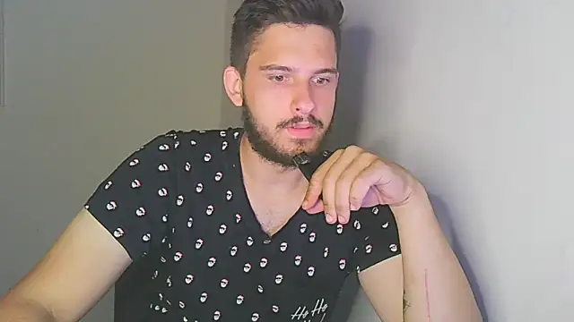 Lumut24 online show from September 18, 2025, 5:27 pm