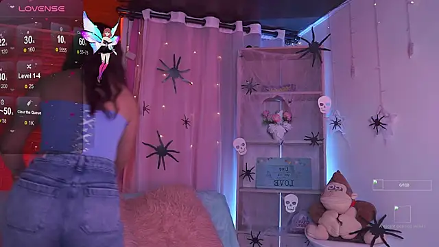 Snapshot of issa_monterrey chatting on October 9, 2025, 9:59 pm issa monterrey online show from October 9, 2025, 9:59 pm