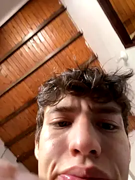 bailarin777 online show from October 9, 2025, 3:56 pm