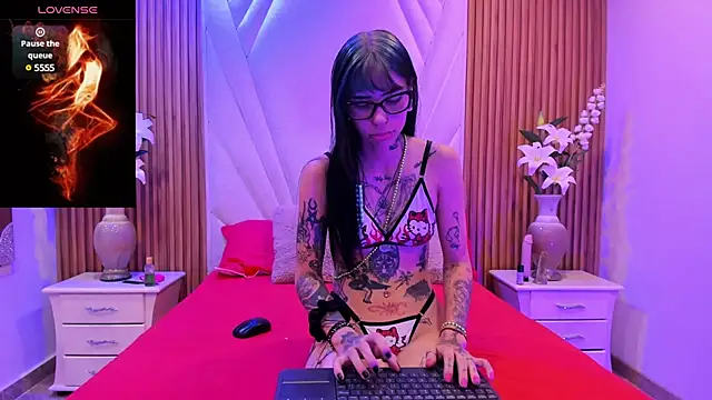 Lilith morningstarr online show from March 5, 2025, 8:21 pm