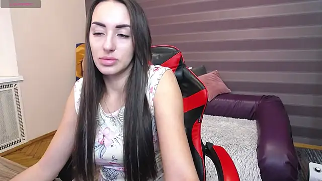 Snapshot of JenniferStone chatting on September 26, 2025, 6:53 am JenniferStone online show from September 26, 2025, 6:53 am