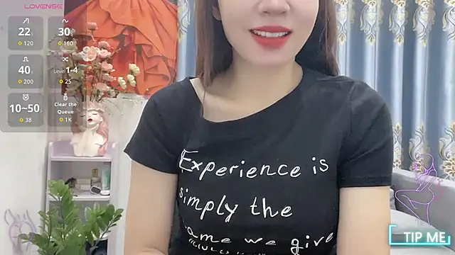 Snapshot of shishi_101 chatting on October 24, 2025, 1:15 am shishi 101 online show from October 24, 2025, 1:15 am