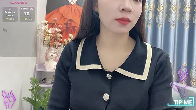 Snapshot of shishi_101 chatting on October 25, 2025, 1:27 am shishi 101 online show from October 25, 2025, 1:27 am