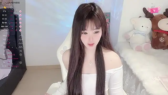 Milla-z online show from October 16, 2025, 11:51 am