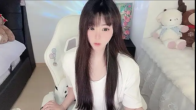 Milla-z online show from March 12, 2026, 10:52 am