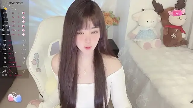 Milla-z online show from September 25, 2025, 12:33 pm