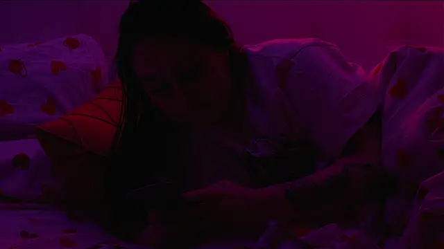 Snapshot of ElliSweetTease chatting on October 2, 2025, 1:58 pm ElliSweetTease online show from October 2, 2025, 1:58 pm