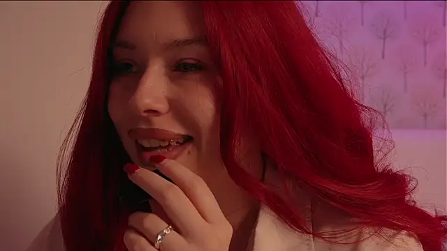 Snapshot of ElliSweetTease chatting on October 16, 2025, 3:59 am ElliSweetTease online show from October 16, 2025, 3:59 am