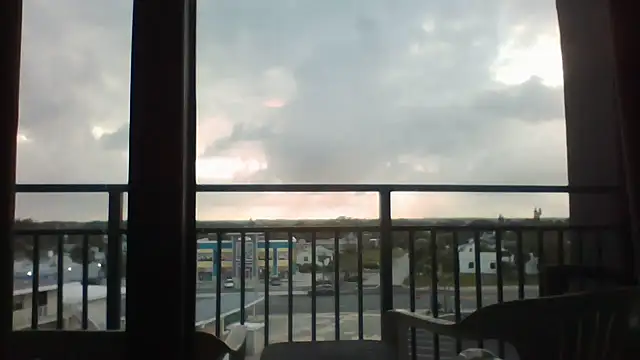 Snapshot of JerseyGem chatting on October 6, 2025, 10:10 pm JerseyGem online show from October 6, 2025, 10:10 pm