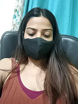 CRAZY  BITE online show from December 17, 2025, 6:24 pm