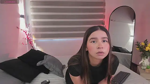 Snapshot of sweet_obsession__ chatting on September 30, 2025, 8:04 pm sweet obsession online show from September 30, 2025, 8:04 pm