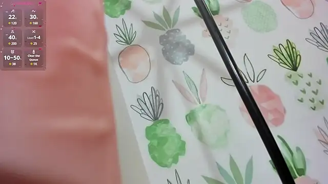 Snapshot of dulce_victoriaa_ chatting on February 26, 2025, 1:00 pm dulce victoriaa online show from February 26, 2025, 1:00 pm