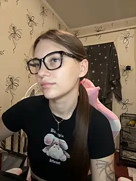 MrrKate online show from October 8, 2025, 1:07 am