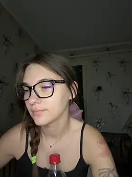 MrrKate online show from November 22, 2025, 1:37 am