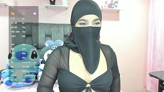 Fernanda ali online show from March 8, 2025, 1:39 am