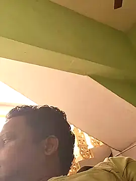 Snapshot of beyondthelines123 chatting on March 1, 2025, 3:21 am beyondthelines123 online show from March 1, 2025, 3:21 am