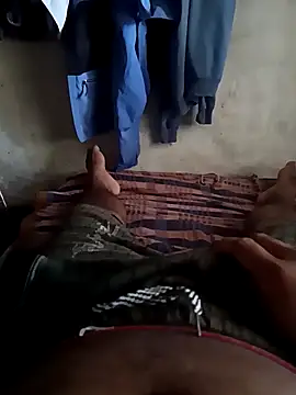 Snapshot of abbai_dengutha chatting on November 3, 2025, 9:24 am abbai dengutha online show from November 3, 2025, 9:24 am