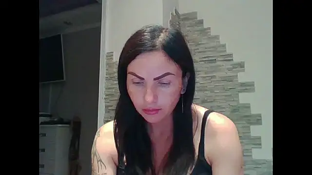 MystaLuuna online show from September 13, 2025, 4:51 pm
