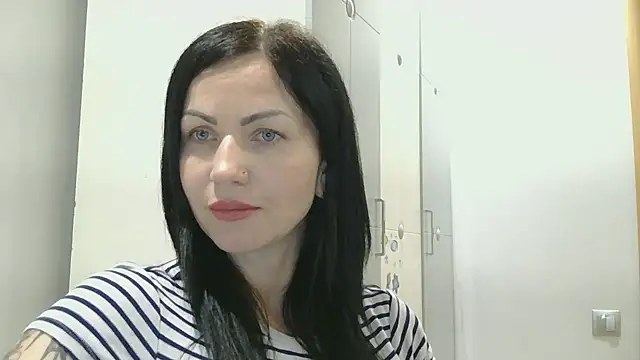 MystaLuuna online show from March 2, 2025, 5:30 pm