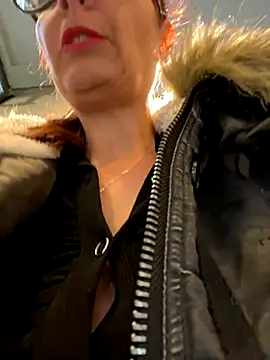 Snapshot of NataKitten chatting on October 8, 2025, 6:37 am NataKitten online show from October 8, 2025, 6:37 am