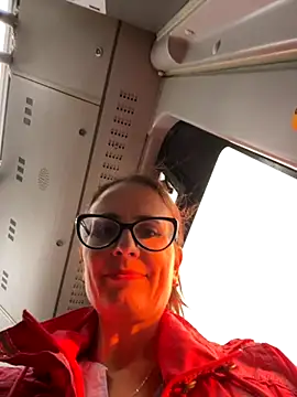 Snapshot of NataKitten chatting on October 27, 2025, 2:51 pm NataKitten online show from October 27, 2025, 2:51 pm