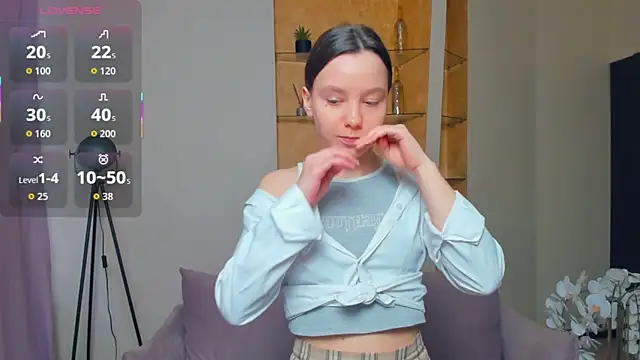 EdinaCordner online show from October 5, 2025, 11:45 am