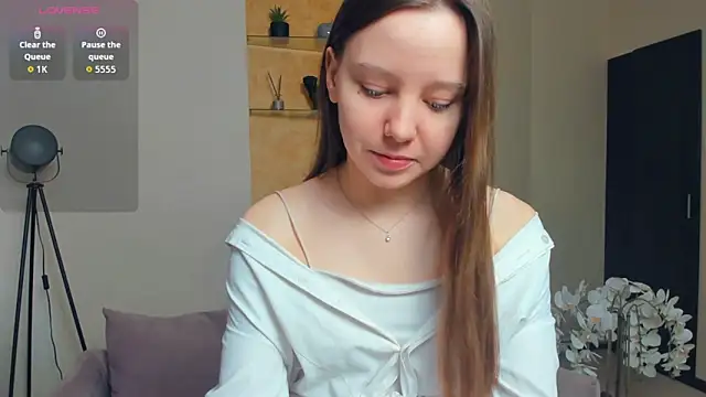 EdinaCordner online show from November 1, 2025, 10:09 am