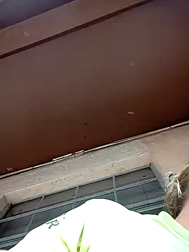 Snapshot of wetnwildforyou chatting on October 30, 2025, 3:09 pm wetnwildforyou online show from October 30, 2025, 3:09 pm