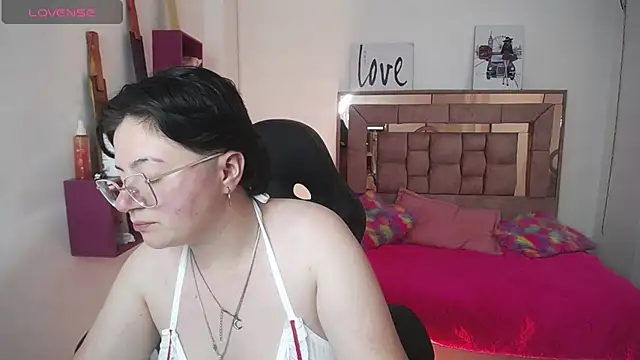 safyka online show from November 10, 2025, 3:00 am